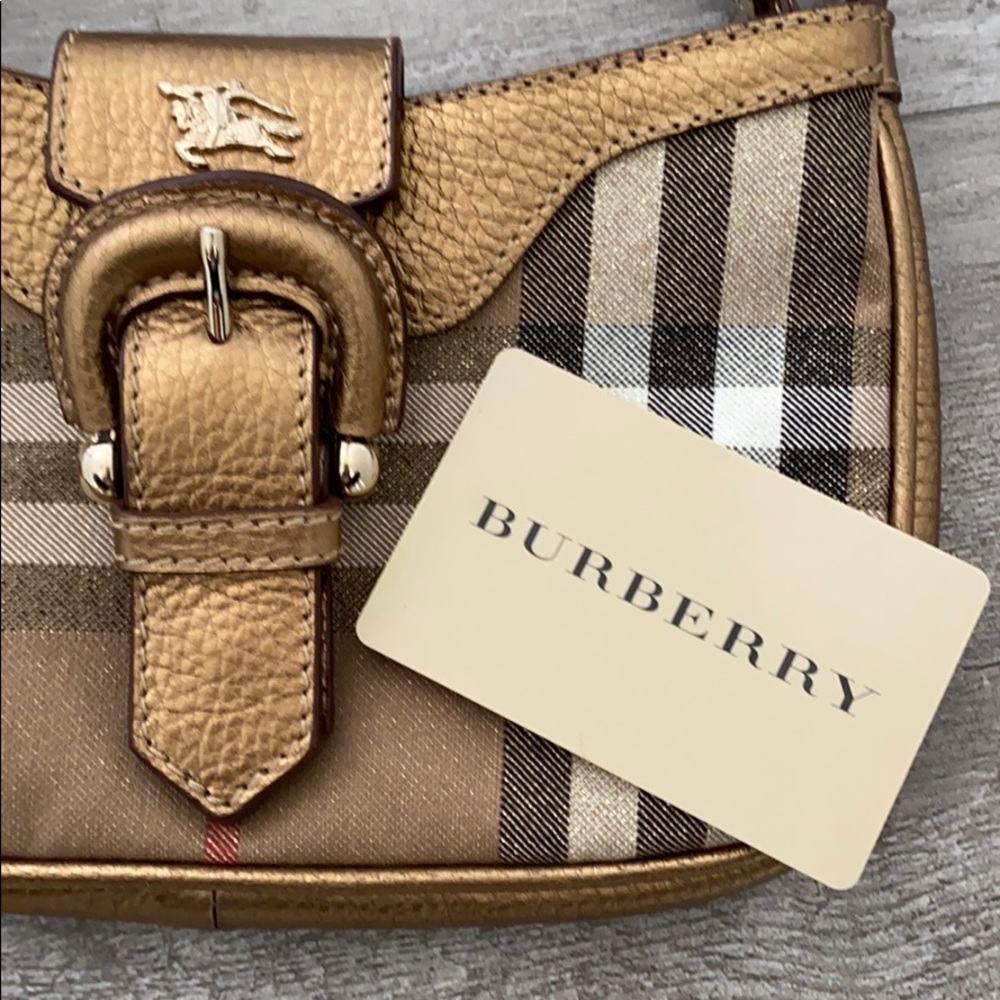Burberry Baguette NWOT !!!